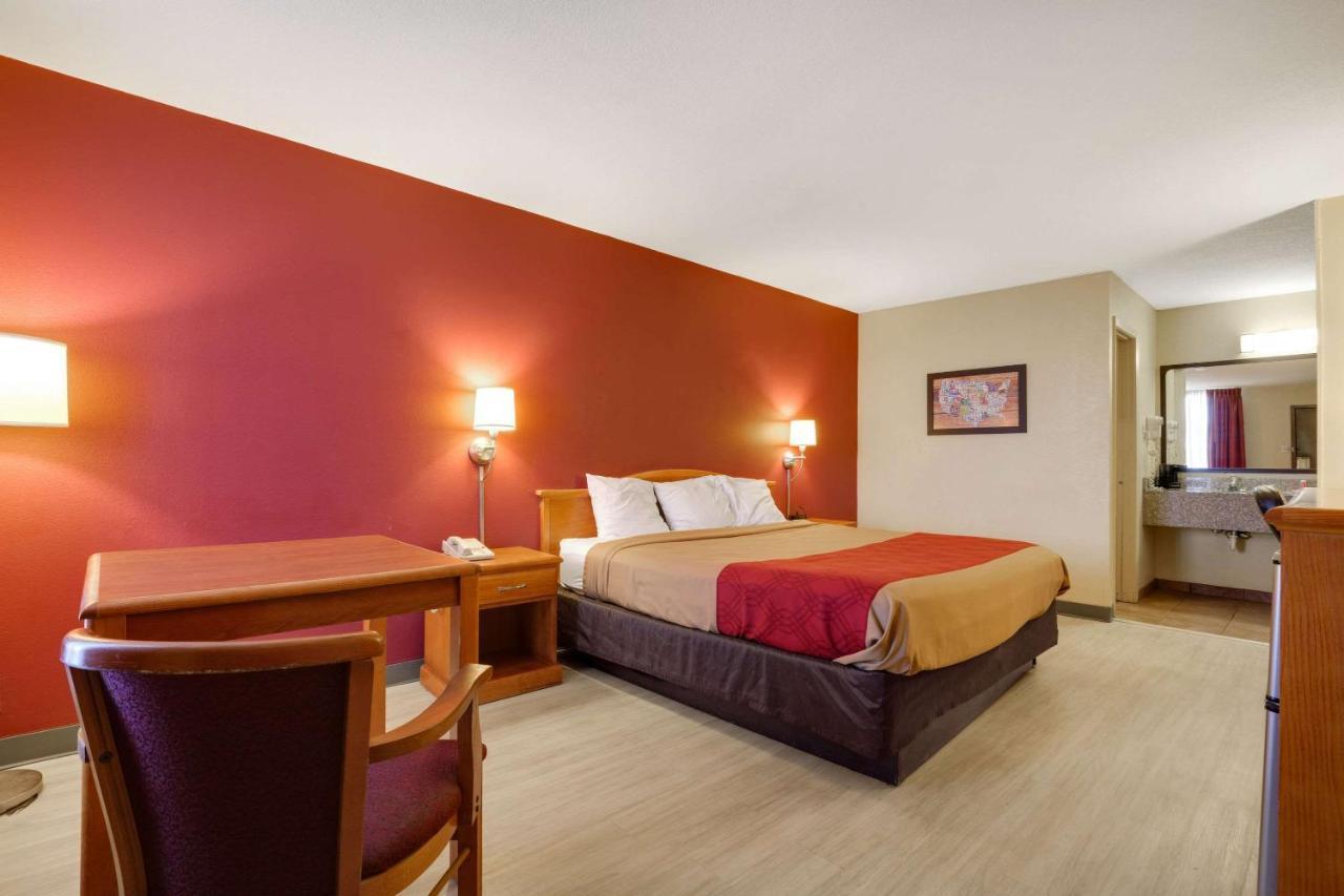 Mill Tree Inn Millington Εξωτερικό φωτογραφία